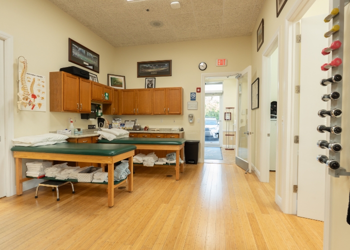 clinic-Interior-04-treatment-area-Bolduc-Physical-Aquatic-Therapy-and-Sports-Medicine-Boynton-Beach-FL
