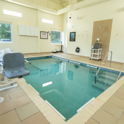 Bolduc-Physical-Aquatic-Therapy-and-Sports-Medicine-Boynton-Beach-FL-pool